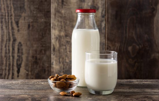 Laptele animal si vegetal, beneficii sau daune? THC