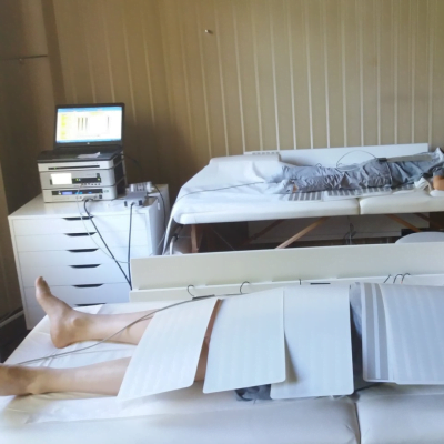 VIBRAȚIA ELECTROMAGNETICĂ E TANGIBILA ȘI NE POATE ÎNSĂNĂTOȘI Imaginați-vă transformarea sănătății dvs. cu ajutorul medicinii prin frecvențe la Transilvania Healing Center. Aici, frecvențele devin instrumente de vindecare